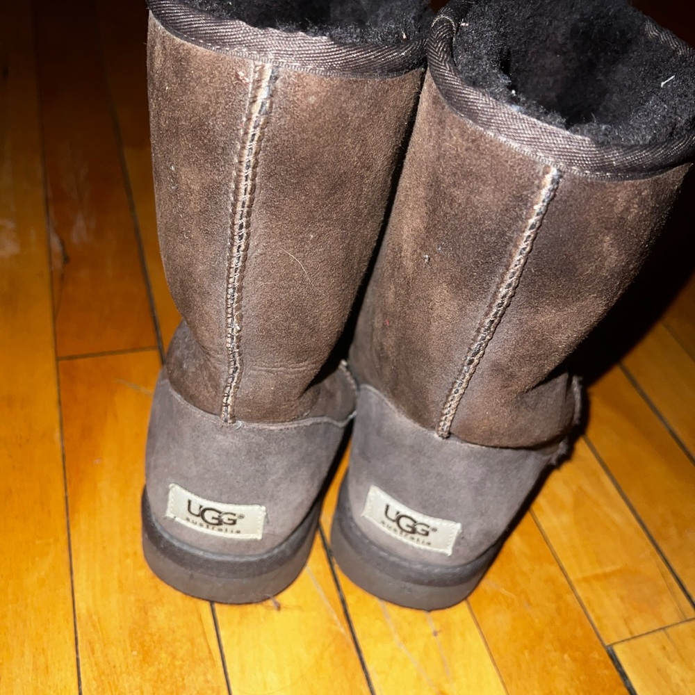 UGG AUSTRALIA short boots